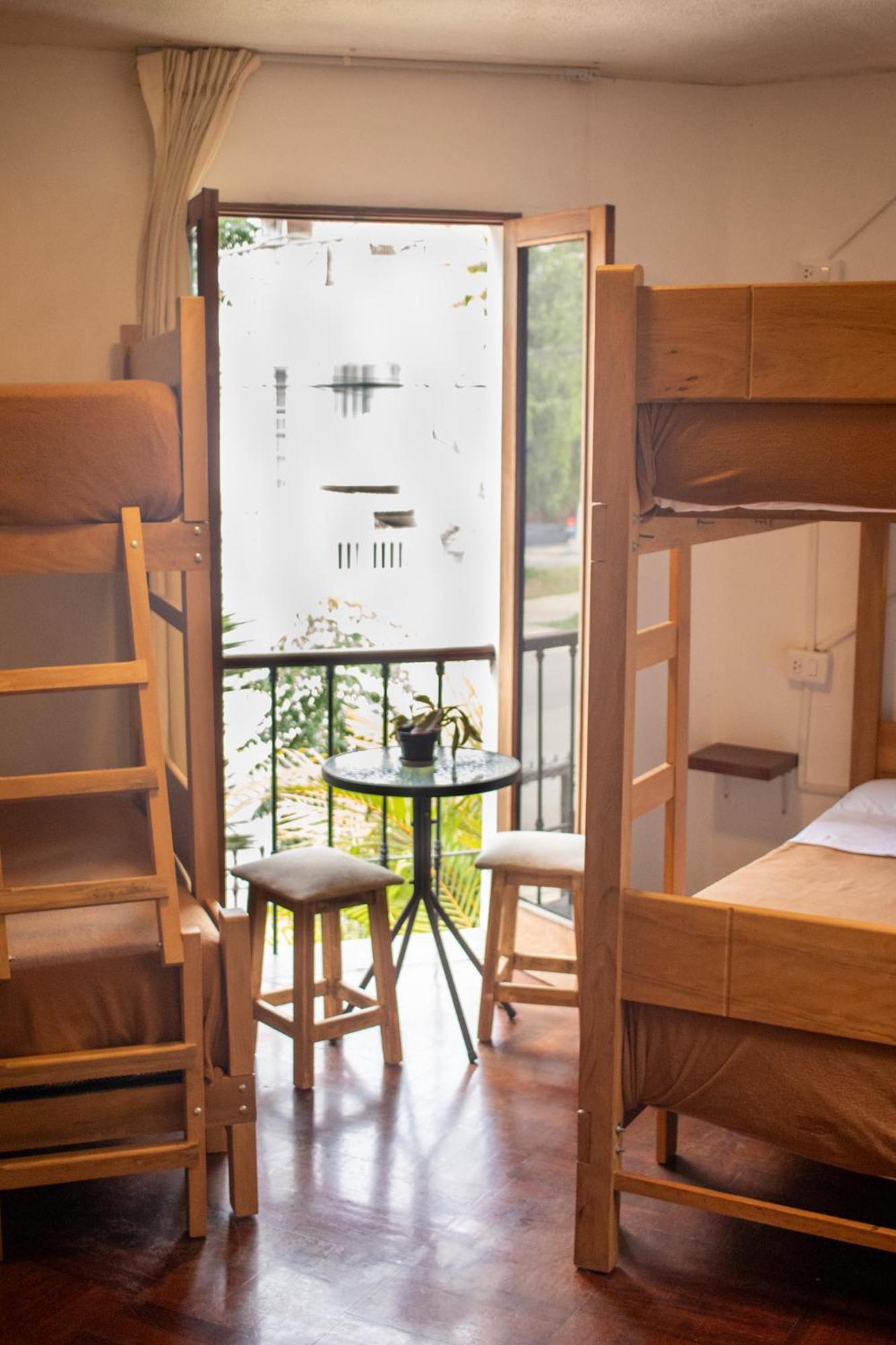 Temazcal Hostel リマ エクステリア 写真